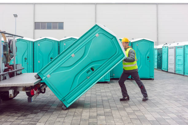 Best Porta potty rental near me  in Lake Odessa, MI